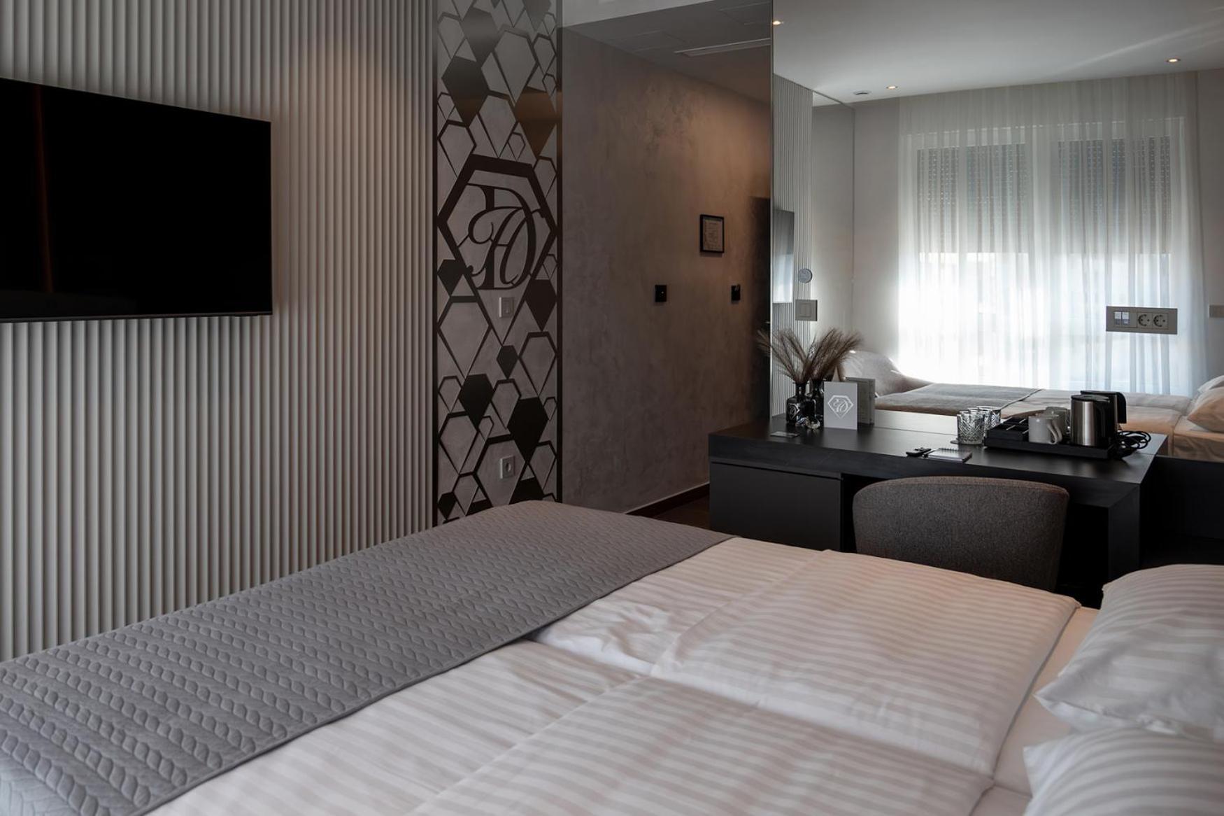 Diamond Hotel Zagabria Esterno foto